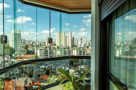 Apartamento à venda com 250m², 4 quartos e 4 vagasVaranda da Suíte 3