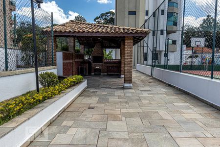 Apartamento à venda com 250m², 4 quartos e 4 vagasÁrea comum - Churrasqueira