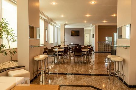 Apartamento à venda com 250m², 4 quartos e 4 vagasÁrea comum - Salão de festas