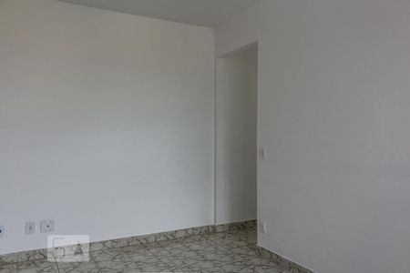 Sala de apartamento à venda com 2 quartos, 56m² em Jardim Henriqueta, Taboão da Serra