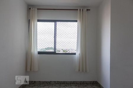 Sala de apartamento à venda com 2 quartos, 56m² em Jardim Henriqueta, Taboão da Serra