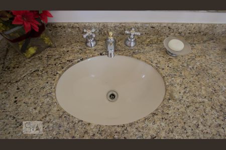 Apartamento à venda com 230m², 5 quartos e 4 vagasBanheiro - Suíte 3