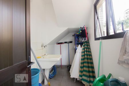 Apartamento à venda com 230m², 5 quartos e 4 vagasÁrea comum - Lavanderia