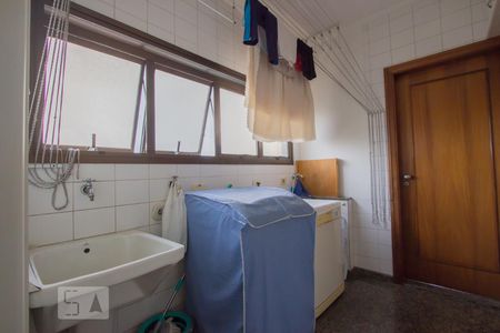 Apartamento à venda com 230m², 5 quartos e 4 vagasÁrea de Serviço