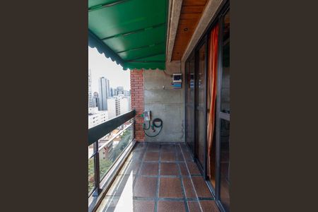 Varanda de apartamento à venda com 3 quartos, 100m² em Pinheiros, São Paulo