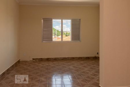 Casa de condomínio para alugar com 300m², 3 quartos e 3 vagas Casa de condomínio para alugar com 300m², 3 quartos e 3 vagasSuíte 1