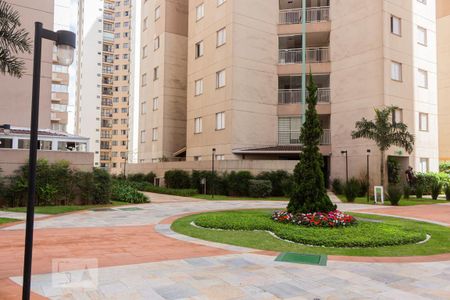 Apartamento à venda com 52m², 2 quartos e 1 vaga Apartamento à venda com 52m², 2 quartos e 1 vagaFachada