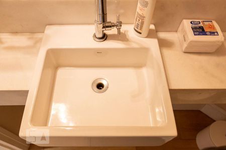 Casa à venda com 150m², 5 quartos e sem vagaPia do lavabo