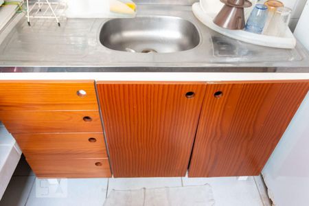 Casa à venda com 150m², 5 quartos e sem vagaArmário da cozinha