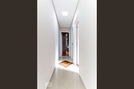 Corredor Quartos de apartamento para alugar com 2 quartos, 50m² em Vila Gustavo, São Paulo