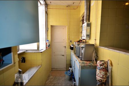 Apartamento à venda com 109m², 3 quartos e 1 vagaÁrea de Serviço