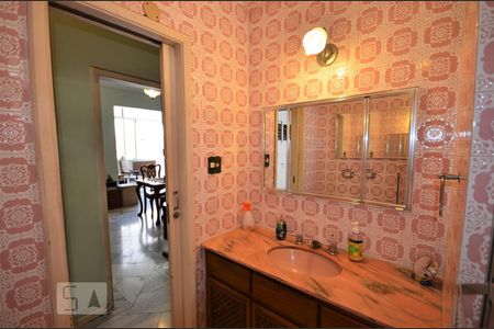 Apartamento à venda com 109m², 3 quartos e 1 vagaBanheiro