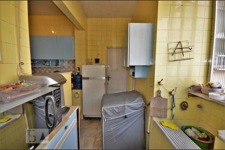 Apartamento à venda com 109m², 3 quartos e 1 vagaÁrea de Serviço