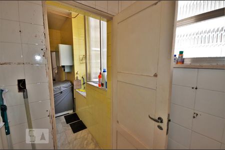 Apartamento à venda com 109m², 3 quartos e 1 vagaBanheiro de Serviço