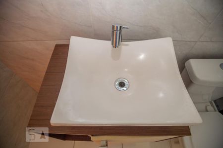 Apartamento à venda com 50m², 2 quartos e 1 vaga Apartamento à venda com 50m², 2 quartos e 1 vagaBanheiro