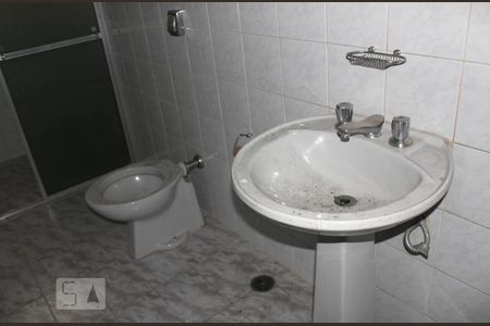 Casa para alugar com 60m², 2 quartos e sem vagaBanheiro