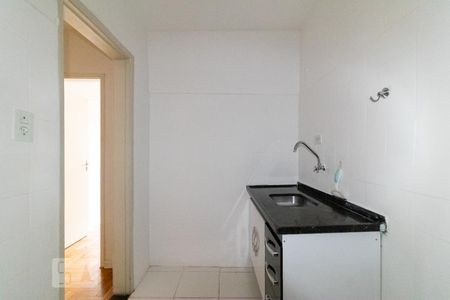 Apartamento à venda com 64m², 2 quartos e sem vaga Apartamento à venda com 64m², 2 quartos e sem vagaCozinha