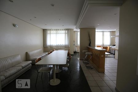 Apartamento à venda com 76m², 3 quartos e 2 vagasÁrea comum