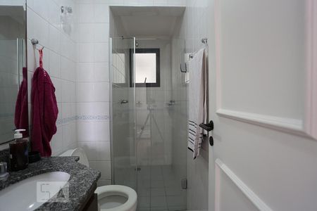 Apartamento à venda com 76m², 3 quartos e 2 vagasBanheiro