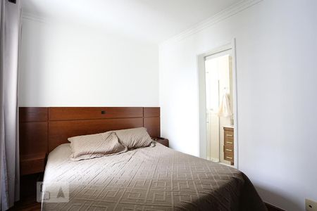 Suíte de apartamento à venda com 3 quartos, 76m² em Jardim Peri Peri, São Paulo