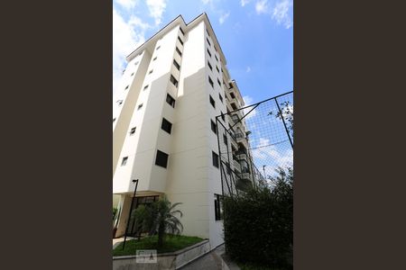 Apartamento à venda com 76m², 3 quartos e 2 vagasFachada