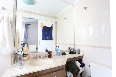 Apartamento à venda com 76m², 3 quartos e 2 vagasBanheiro da Suíte