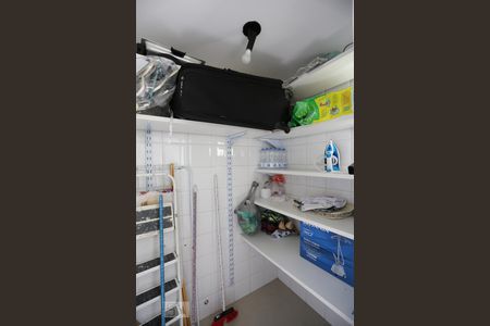 Apartamento à venda com 76m², 3 quartos e 2 vagasDispensa