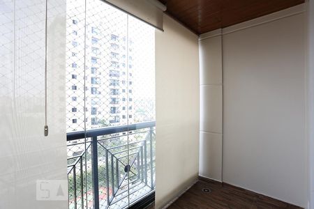 Varanda da Sala de apartamento para alugar com 3 quartos, 76m² em Jardim Peri Peri, São Paulo