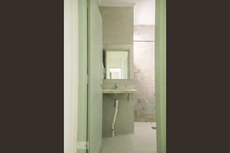 Apartamento para alugar com 62m², 2 quartos e sem vagaBanheiro