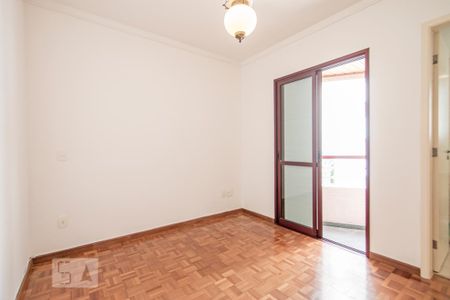 Apartamento à venda com 156m², 3 quartos e 2 vagas Apartamento à venda com 156m², 3 quartos e 2 vagasSuite