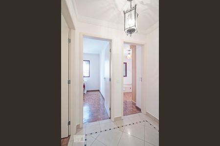 Apartamento à venda com 156m², 3 quartos e 2 vagas Apartamento à venda com 156m², 3 quartos e 2 vagasHall dos Quartos