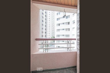 Apartamento à venda com 156m², 3 quartos e 2 vagas Apartamento à venda com 156m², 3 quartos e 2 vagasVaranda da Suite