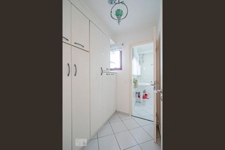 Apartamento à venda com 156m², 3 quartos e 2 vagas Apartamento à venda com 156m², 3 quartos e 2 vagasQuarto de Serviço / Dispensa