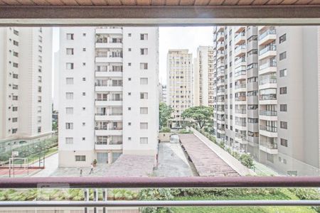 Apartamento à venda com 156m², 3 quartos e 2 vagas Apartamento à venda com 156m², 3 quartos e 2 vagasVista da Varanda