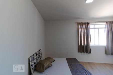 Quarto de kitnet/studio para alugar com 1 quarto, 35m² em Centro, Campinas