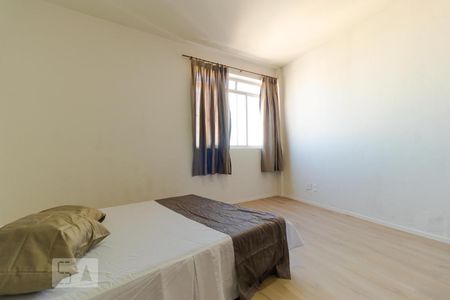 Quarto de kitnet/studio para alugar com 1 quarto, 35m² em Centro, Campinas