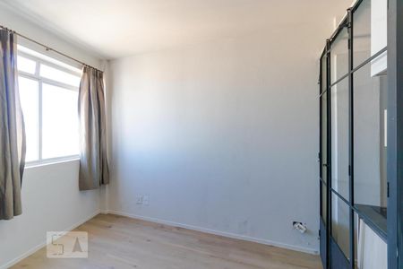 Quarto de kitnet/studio para alugar com 1 quarto, 35m² em Centro, Campinas