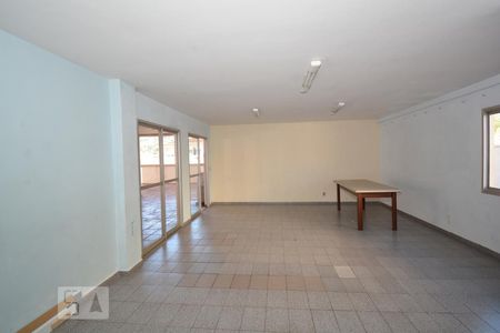 Apartamento para alugar com 45m², 1 quarto e 1 vagaÁrea comum - Salão de festas