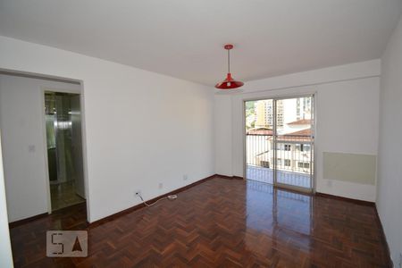 Sala de apartamento para alugar com 1 quarto, 45m² em Méier, Rio de Janeiro