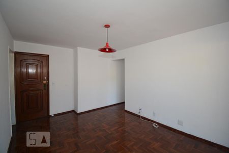 Sala de apartamento para alugar com 1 quarto, 45m² em Méier, Rio de Janeiro