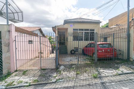 Casa à venda com 400m², 3 quartos e 6 vagasFachada