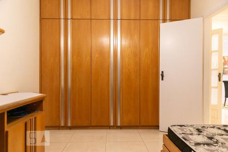 Apartamento para alugar com 219m², 4 quartos e 3 vagas Apartamento para alugar com 219m², 4 quartos e 3 vagasQuarto