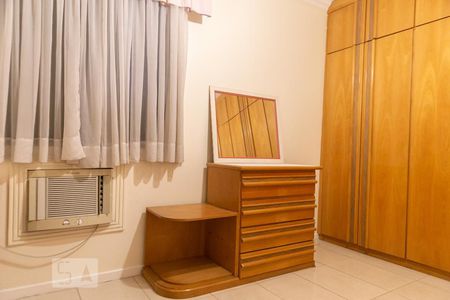 Apartamento para alugar com 219m², 4 quartos e 3 vagas Apartamento para alugar com 219m², 4 quartos e 3 vagasQuarto 2