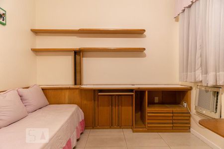 Apartamento para alugar com 219m², 4 quartos e 3 vagas Apartamento para alugar com 219m², 4 quartos e 3 vagasQuarto 2