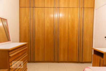 Apartamento para alugar com 219m², 4 quartos e 3 vagas Apartamento para alugar com 219m², 4 quartos e 3 vagasQuarto 2