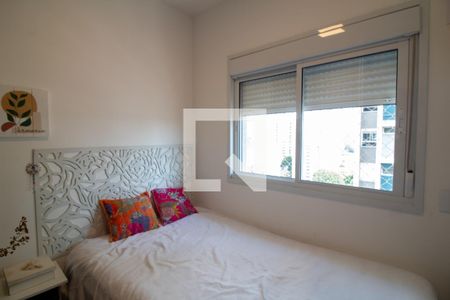 Quarto 1 de apartamento para alugar com 2 quartos, 54m² em Chácara Santo Antônio, São Paulo