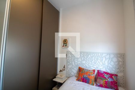 Quarto 1 de apartamento para alugar com 2 quartos, 54m² em Chácara Santo Antônio, São Paulo