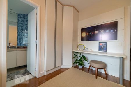 Apartamento à venda com 144m², 3 quartos e 3 vagasSuíte 2