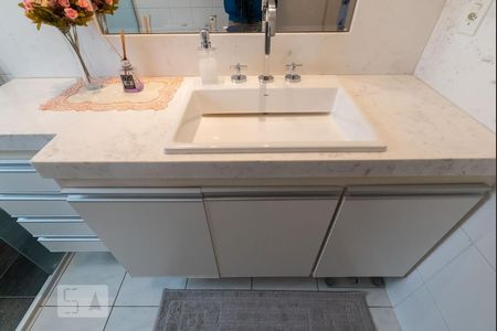 Apartamento à venda com 144m², 3 quartos e 3 vagasBanheiro da Suíte Master - Detalhes