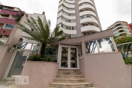 Apartamento à venda com 144m², 3 quartos e 3 vagasFachada e portaria